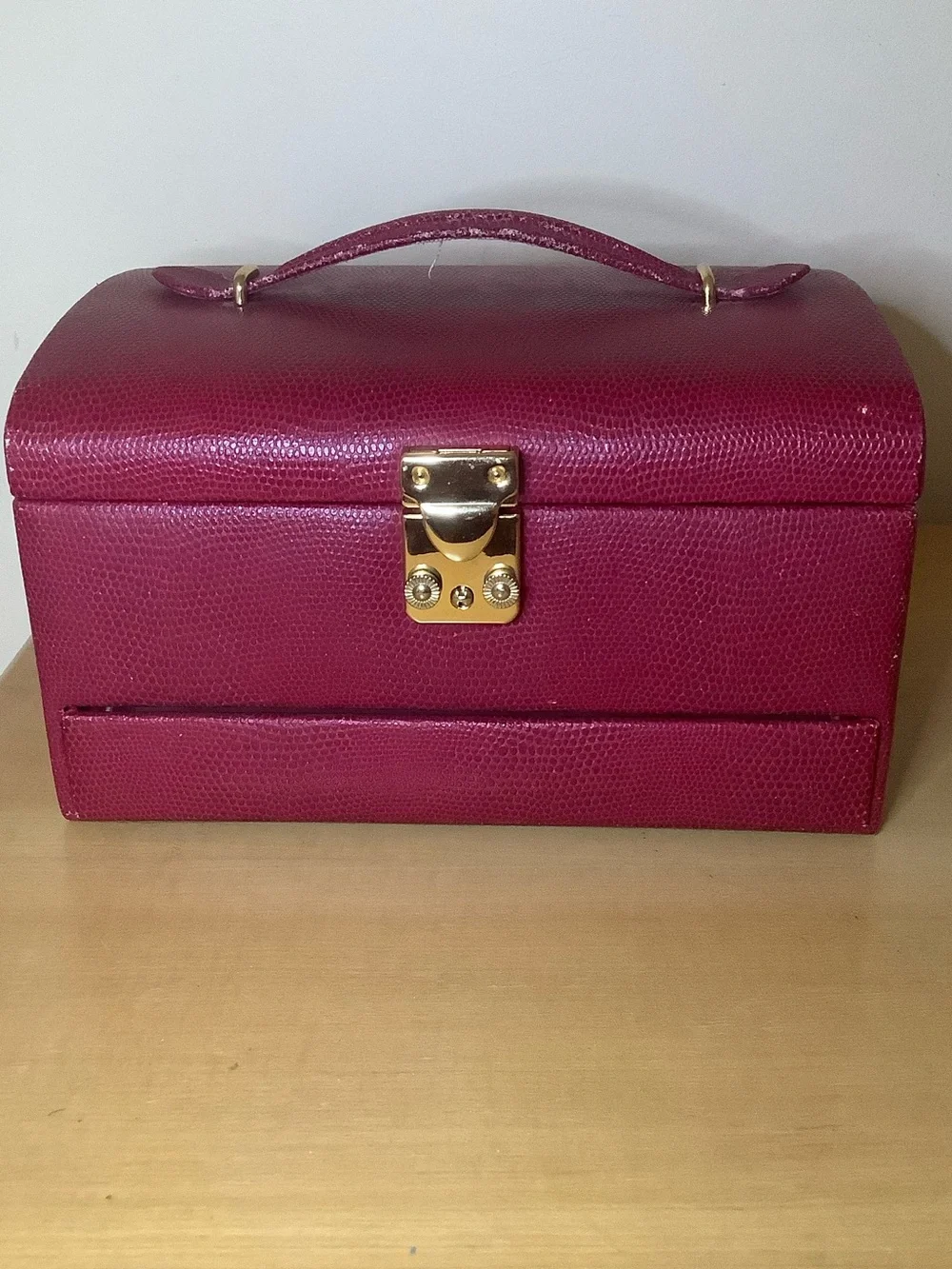 Women’s Jewelry Case red color